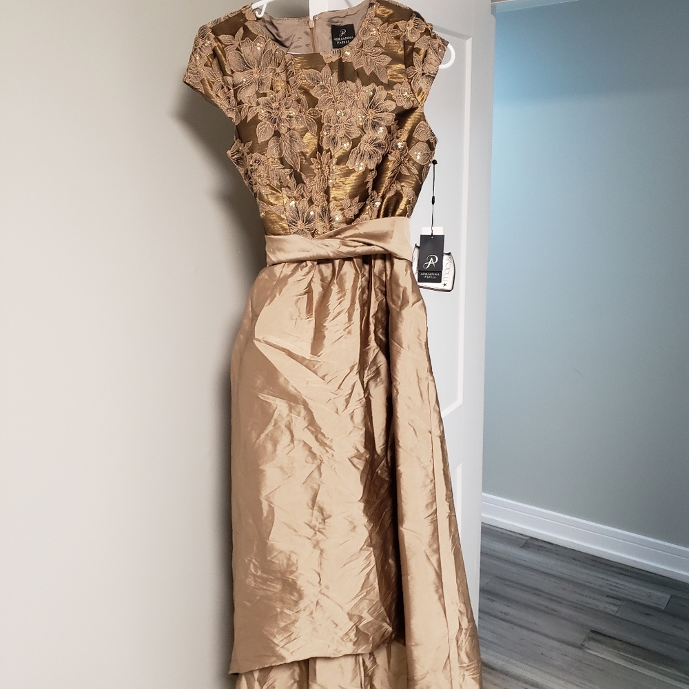 NWT Adrianna Papell Dress